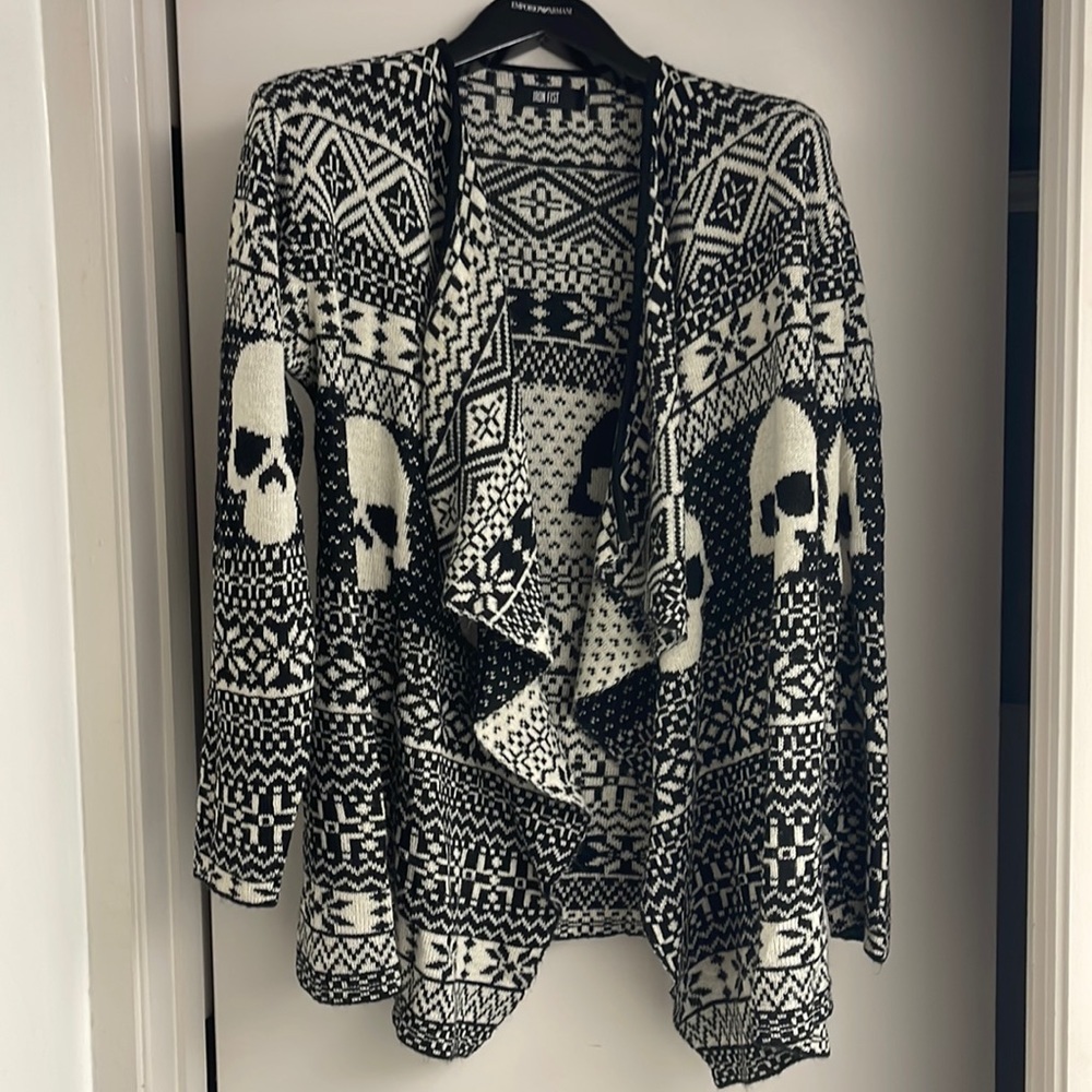 Vintage2000 Iron Fist L knit uneven sweater jacket with skull design large